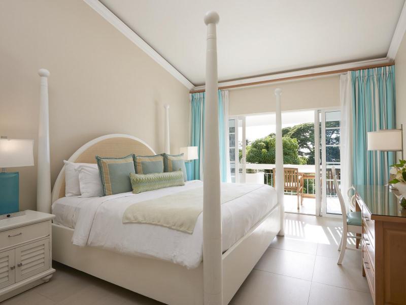 Bedroom - Premium Garden View