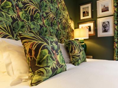 Mid-week Overnight Stay